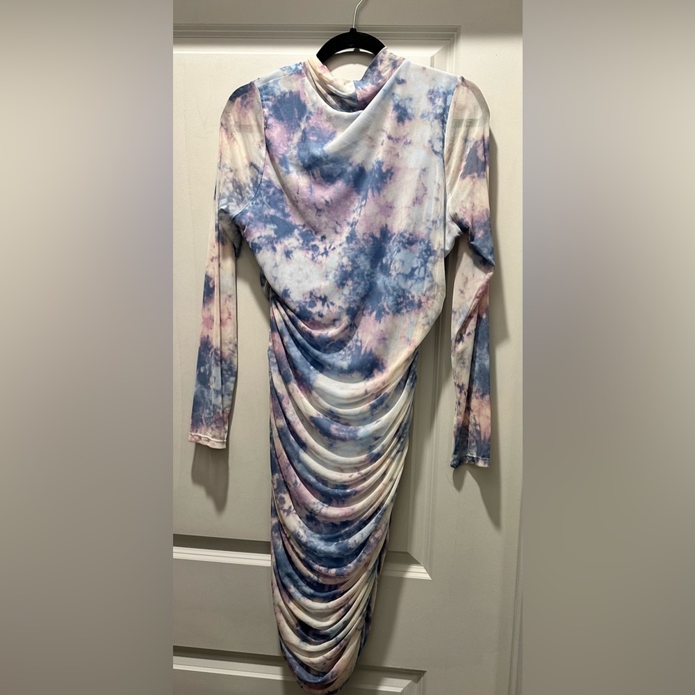 Size 0/14 FTF fitted sexy dress